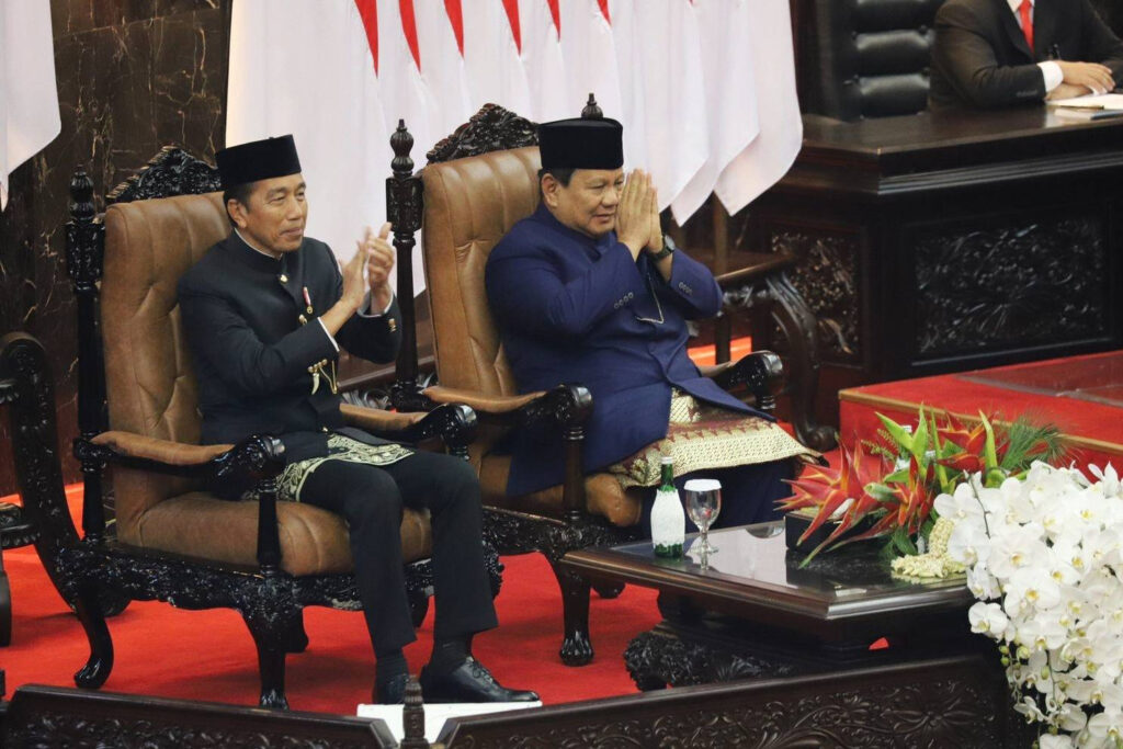 Prabowo Menepis Bayang-Bayang Jokowi