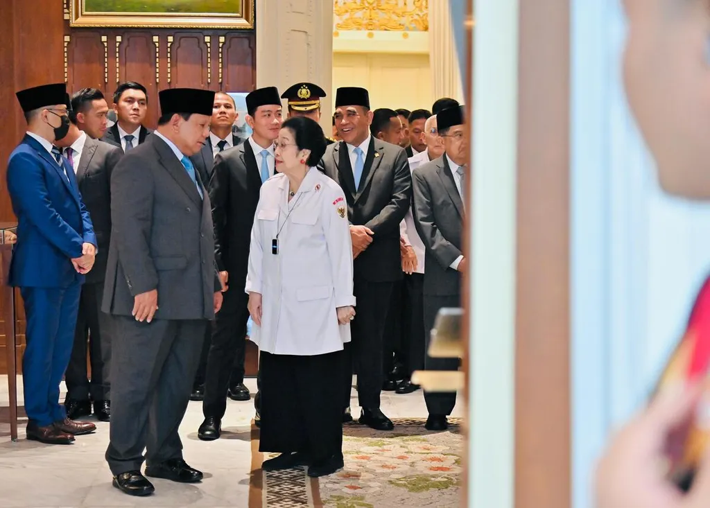 Tak Goyah dengan Isu ”Reshuffle” Kabinet, PDI-P Konsisten di Luar Pemerintahan