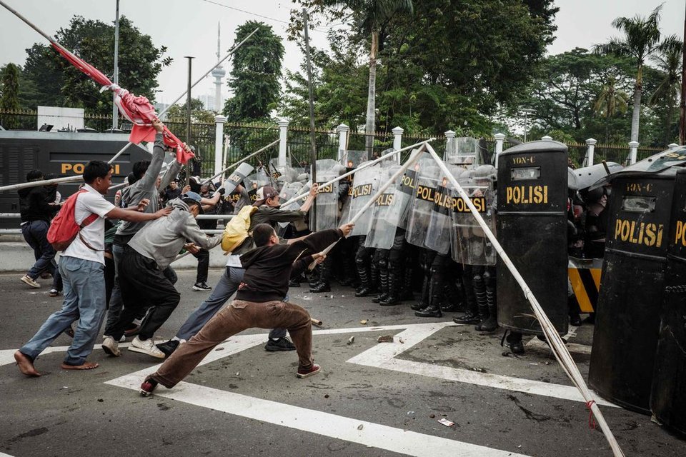 Elite policies such as Indonesian MPs’ perks fuel public anger and erode trust- Analysts