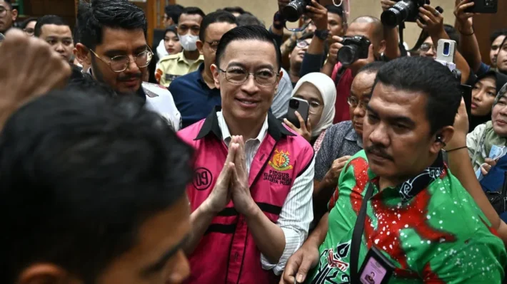 Kontroversi Abolisi Tom Lembong- Hukum atau Kepentingan?