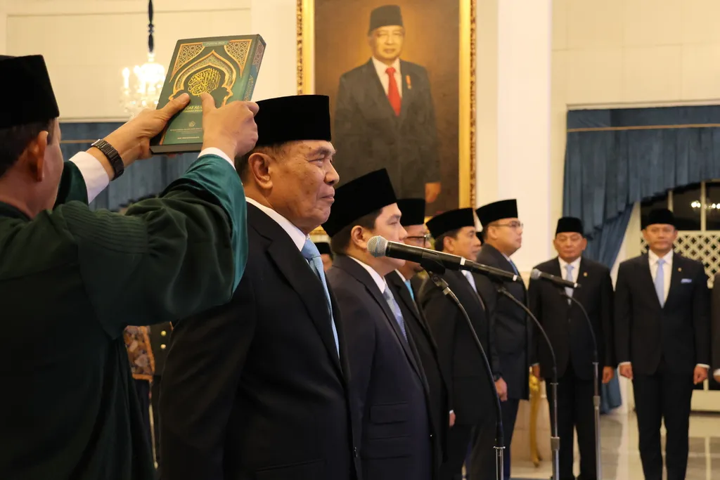 Prabowo dan Angka Keramat 8 Saat ”Reshuffle”