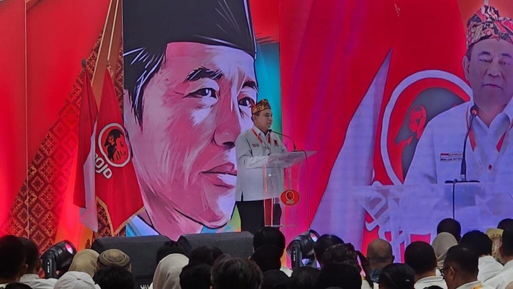 Benarkah Projo Berpisah dengan Jokowi?