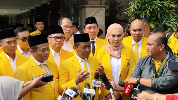Golkar Main Padel, Mampukah Gaet Anak Muda?