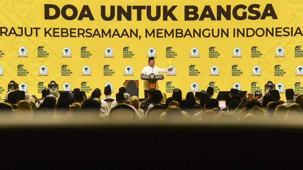 Presiden Prabowo Subianto menyampaikan sambutan dalam peringatan puncak HUT ke-61 Partai Golkar