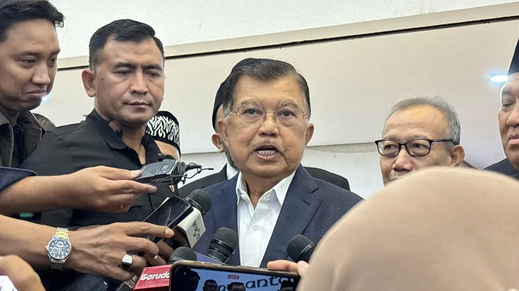 Wakil Presiden RI ke-10 dan ke-11, Muhammad Jusuf Kalla (JK) di Gedung DPR RI