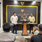 Corruption scandals, rupiah fall revive reshuffle talks