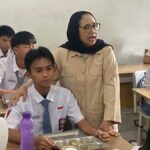 Meski Sudah Lama Dekat, Pengamat Minta Prabowo Tetap Awasi Nanik di BGN: Apakah Mampu Jalankan Peran