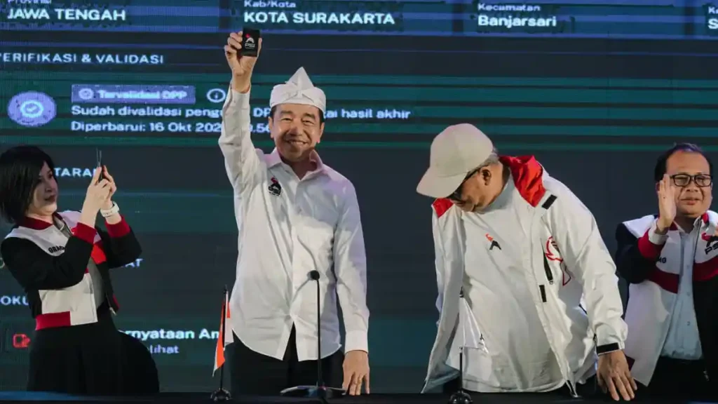 Jokowi Jadi Kader PSI, Apa Pesan Politik di Baliknya?