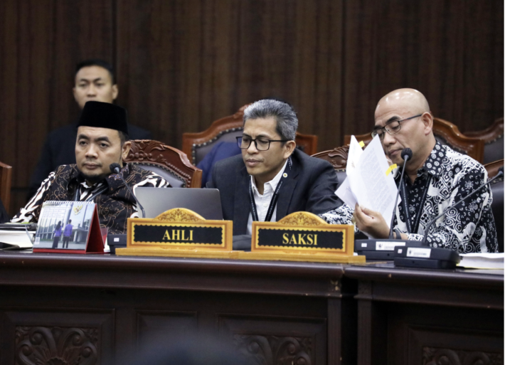 Legitimasi Politik Gibran Dipertaruhkan