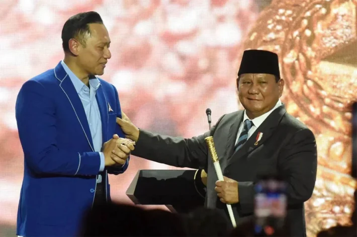 Siapa Untung Elektabilitas Prabowo Merosot